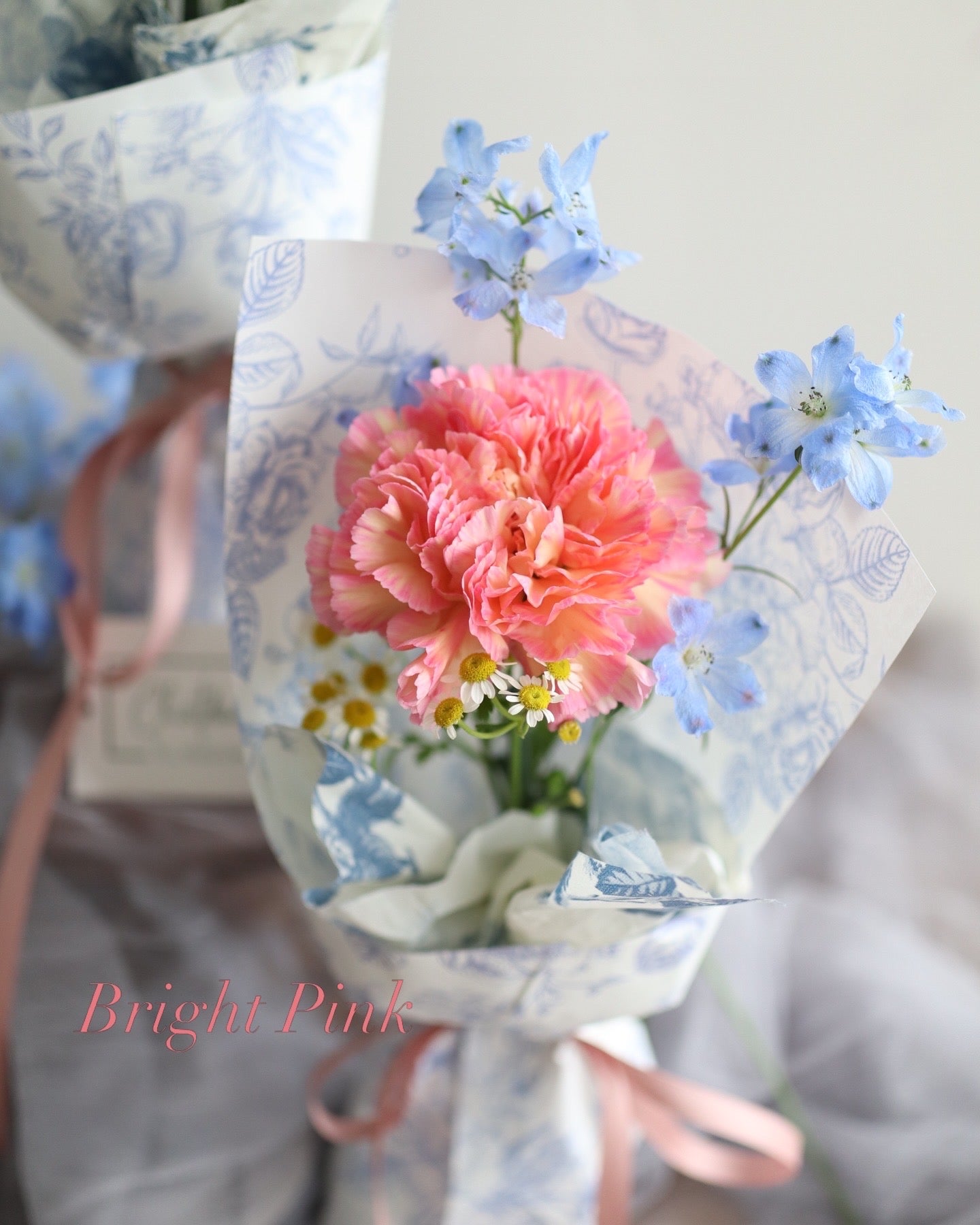 ＜Japanese Carnation Mini Bouquet＞